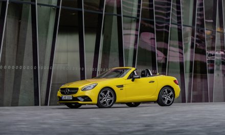 Mercedes SLC despede-se do mercado com a série “Final Edition”