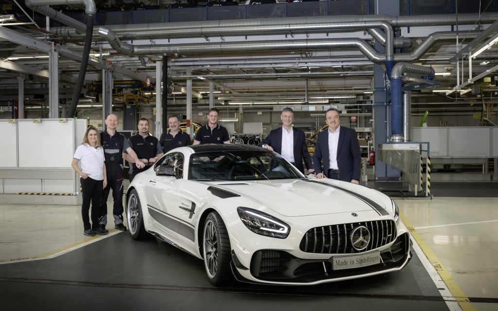 Mercedes-AMG GT Pro começa a ser produzido