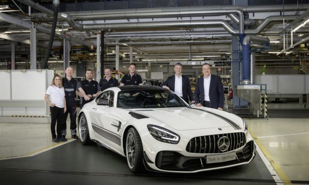 Mercedes-AMG GT Pro começa a ser produzido