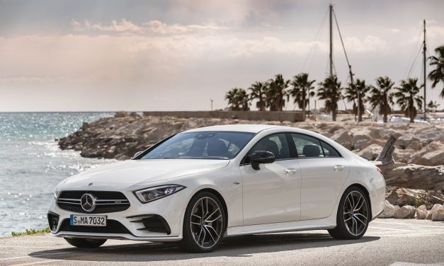 Mercedes CLS ganhará motor de quatro cilindros, nos EUA