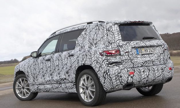 Mercedes GLB fará sua estreia no salão de Frankfurt