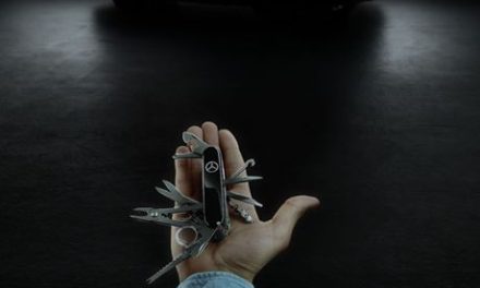 Primeiro teaser oficial do Mercedes-Benz GLB