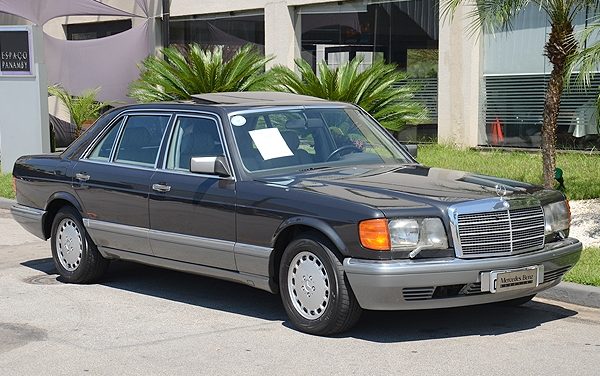 Há 40 anos, Mercedes Classe S W 126 fazia sua estreia, a estrela de maior sucesso