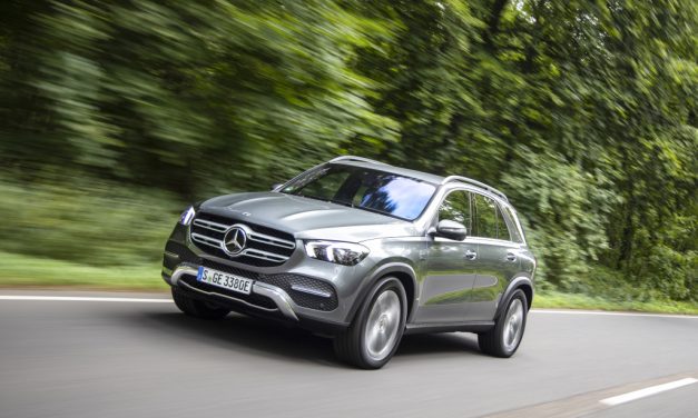 Mercedes GLE 350de plug-in híbrido oferece 320 cv