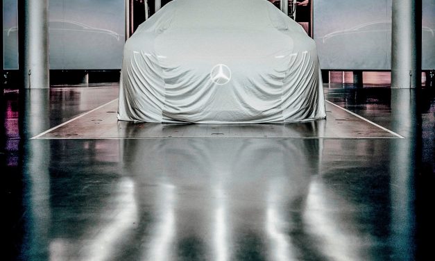 Mercedes-Benz lança Teases do Concept EQ no Facebook