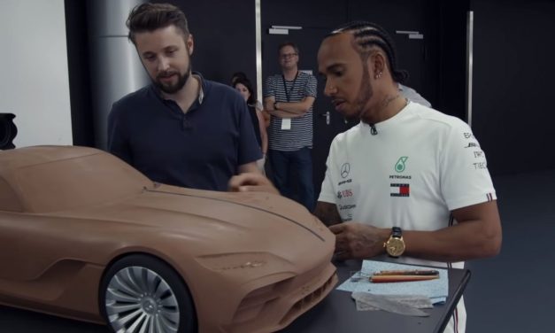 Vídeo: Lewis Hamilton vaza possível novo cupê Mercedes-AMG GT