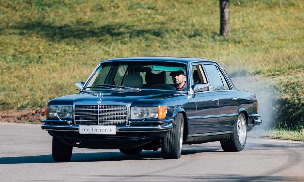 Mercedes Classe S (W 116) ganha um moderno motor AMG