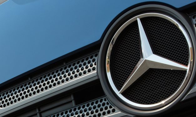 Mercedes-Benz apresenta nova gerente de Comunicação Corporativa