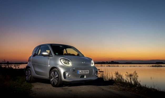 Smart EQ 2020, elétrico e mais conectado