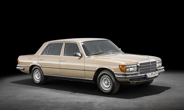 Mercedes 450 SEL 6.9 completa 45 anos de lançamento