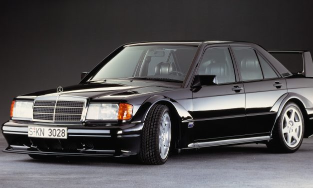 Evolução – na teoria e na prática: Mercedes-Benz 190 E 2.5-16 Evolution II completa 30 anos