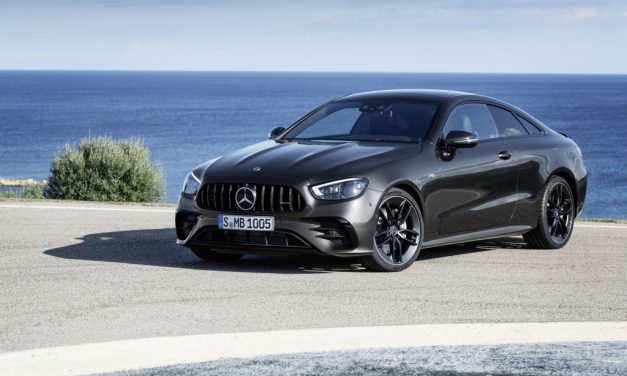 Mercedes-AMG E53 Cupê também ganha atualizações