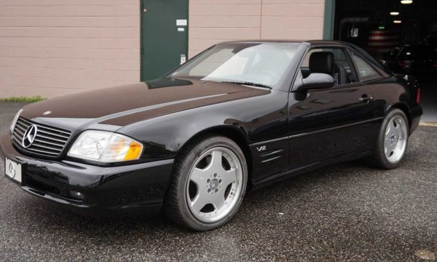 Mercedes SL 600 2001 nunca emplacada está à venda