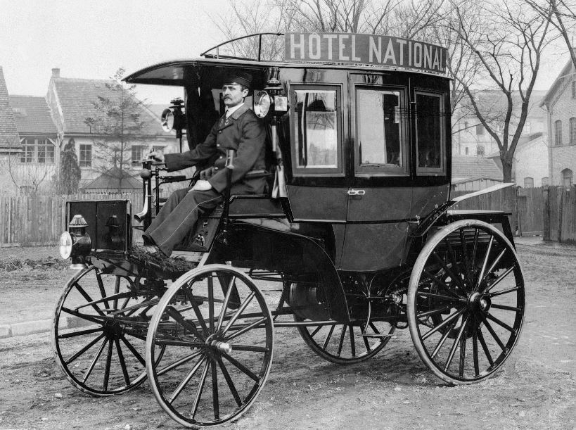 125 anos do ônibus motorizado, fruto da genialidade de Carl Benz