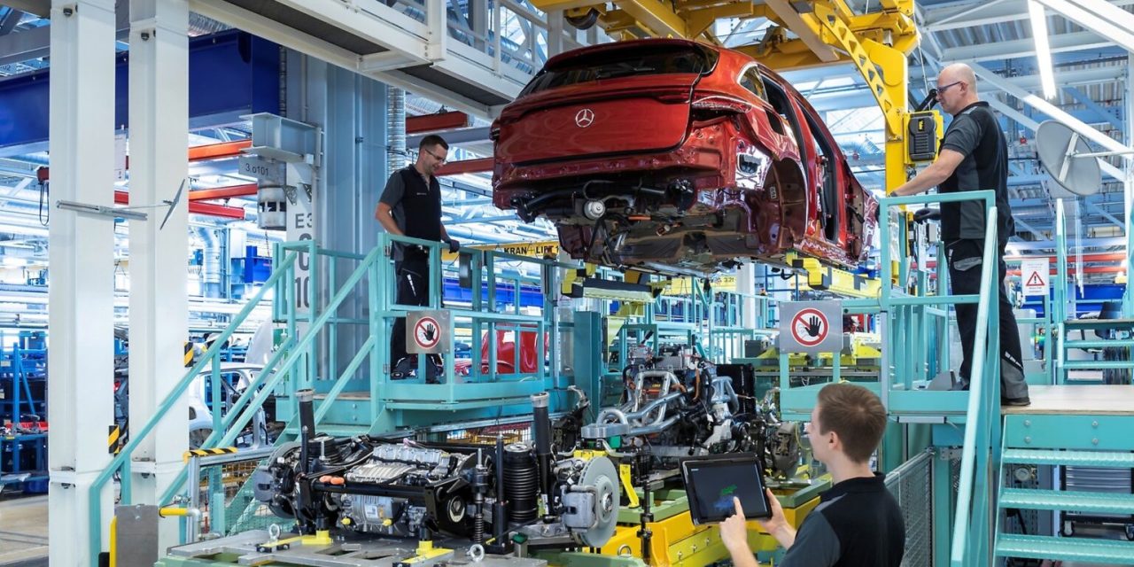 Mercedes irá lançar EQC 350 4MATIC na Alemanha