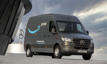 Mercedes-Benz e Amazon criam parceria em prol da mobilidade elétrica