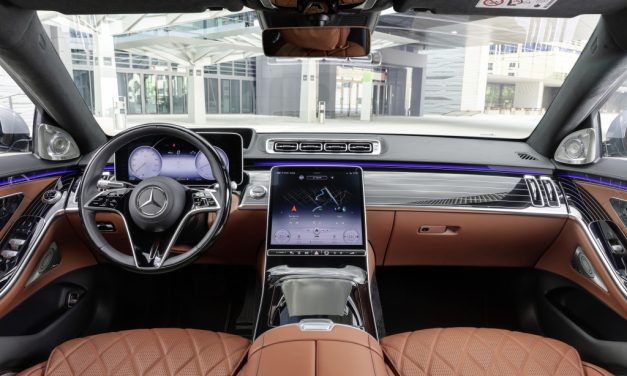 Novo Mercedes-Benz Classe S adota interior com tecnologia da NVIDIA Enterprise
