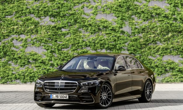 Mercedes-Benz S580e híbrido plug-in é revelado silenciosamente durante lançamento