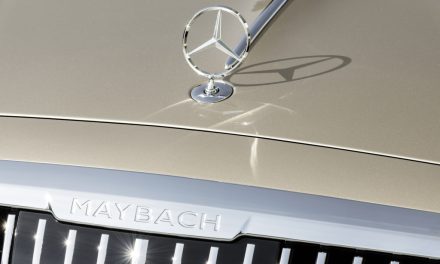 Mercedes-Maybach terá motor V12 e tração 4MATIC