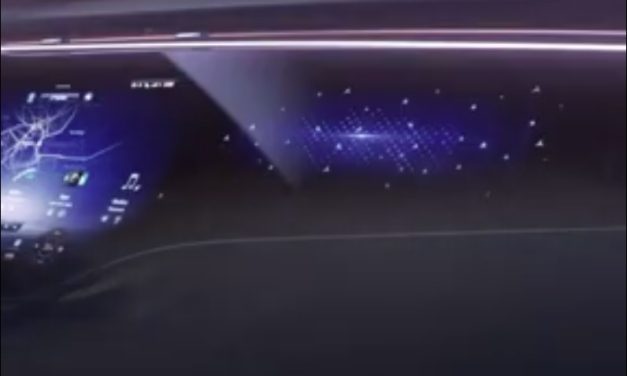 Primeiro teaser hipertela MBUX
