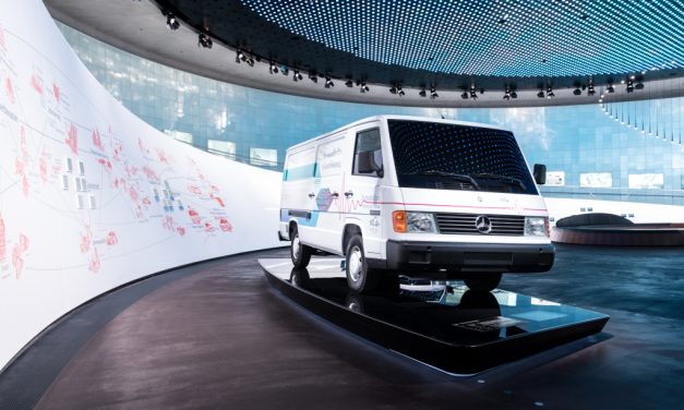 Há 30 anos a Daimler dava início as pesquisa com veículos equipados com células de combustível