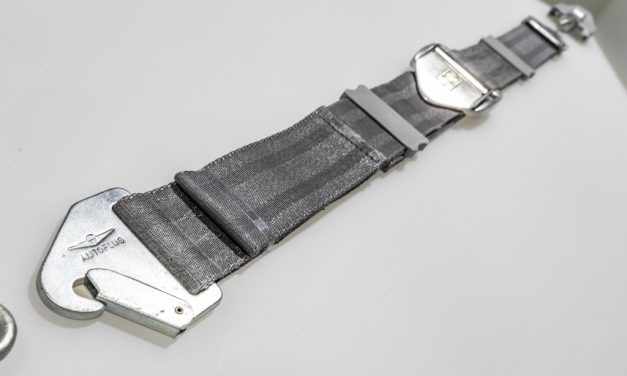 Evolução, Cintos de Segurança Mercedes-Benz