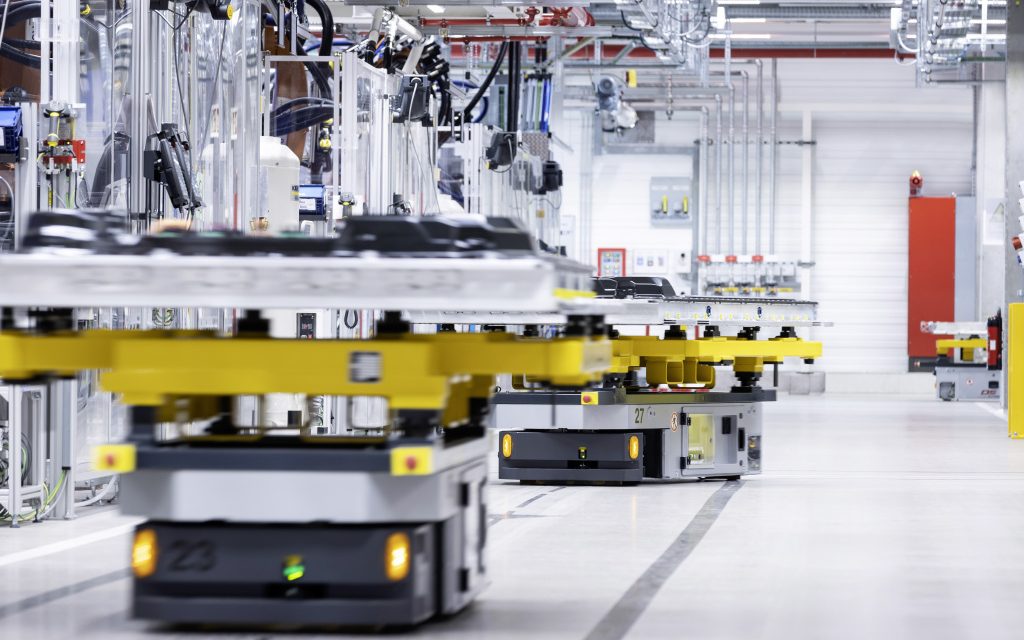 Mercedes-EQ inicia a produção de sistemas de bateria para o sedã elétrico EQS