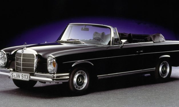 Mercedes W111 Cabriolet, céu é o limite