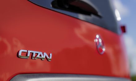 Mercedes-Benz divulga mais informações sobre a Citan