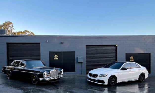 Mercedes-Benz W108 tem motor e interior transplantado de um AMG C63 2017