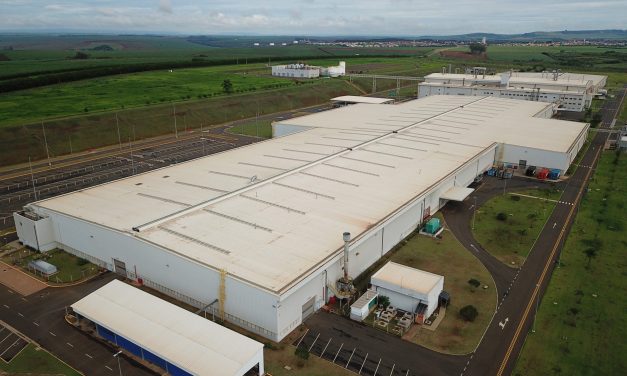 Mercedes-Benz vende a fábrica de automóveis de Iracemápolis