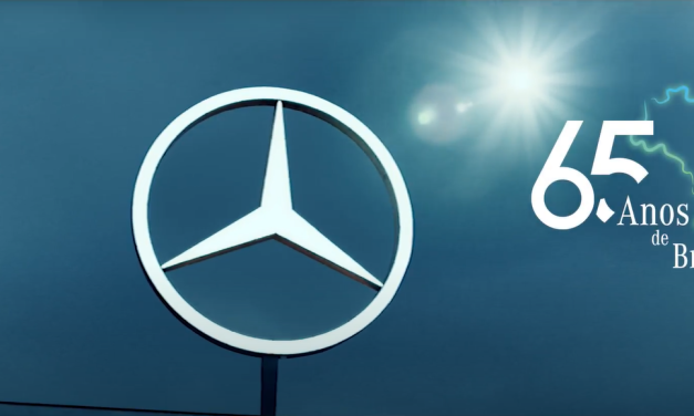 Mercedes-Benz lança vídeo em comemoração aos seus 65 anos no Brasil conectando as estrelas que fazem a marca brilhar