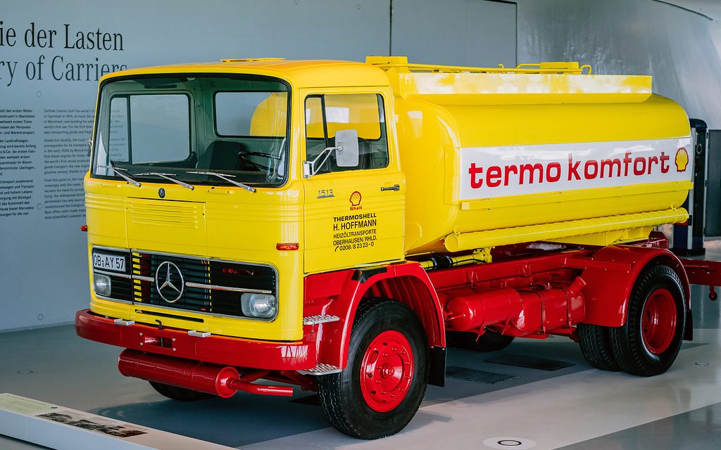 A curiosa história do caminhão Mercedes-Benz LP1513