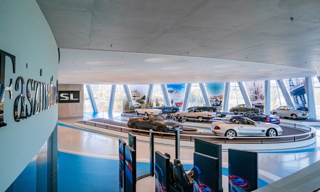 Mercedes-Benz convida os internautas a visitarem a exposição especial “O fascínio da SL” no Instagram