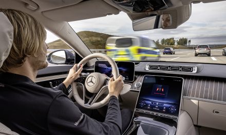 Mercedes-Benz recebe aprovação para direção assistida de nível 3