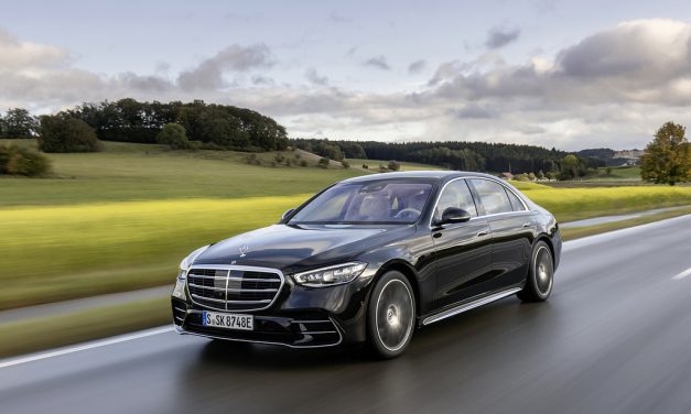 Novo Mercedes-Benz Classe S híbrido plug-in é aprovado na verificação ambiental de 360 °