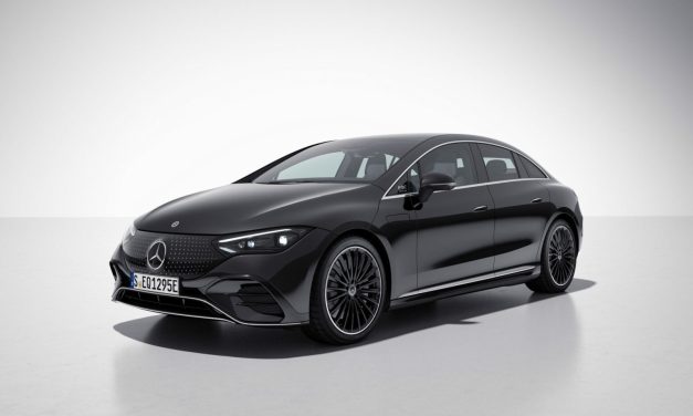 Mercedes EQE ganha edição especial "Edition 1"