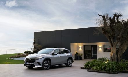 Mercedes-Benz lança EQS 450+ SUV no Brasil, preço 998 mil reais