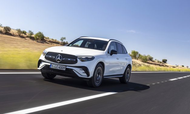 Mercedes-Benz GLC 2022, novas imagens e mais tecnologia na terceira geração