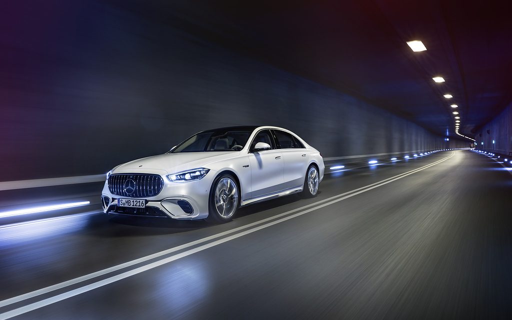 Mercedes-AMG S 63 E Performance, super sedã híbrido de 802 cv