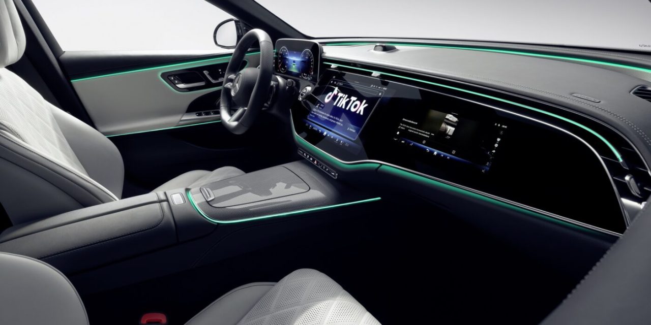 Novo Mercedes-Benz Classe E permite a instalação de aplicativos de terceiros