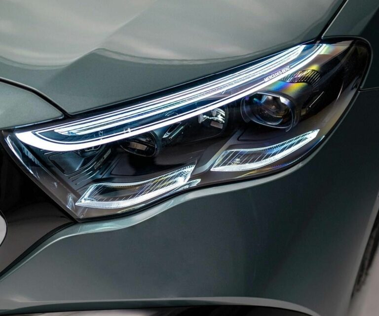 Mercedes-Benz divulga em suas redes sociais imagens da nova geração do Classe E