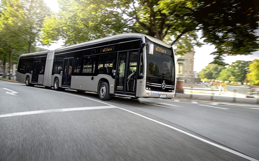 Bremen recebe 35 ônibus articulados Mercedes-Benz eCitaro G elétricos com baterias NMC 3