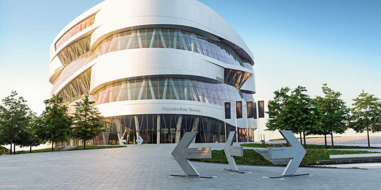 Museu Mercedes-Benz destaca a arte e tecnologia espacial