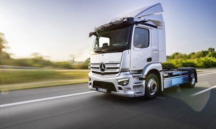 Mercedes-Benz eActros 300, caminhão elétrico percorre 3 mil km até a Turquia