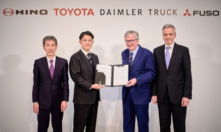 DAIMLER TRUCK E TOYOTA UNEM NEGÓCIOS DE CAMINHÕES