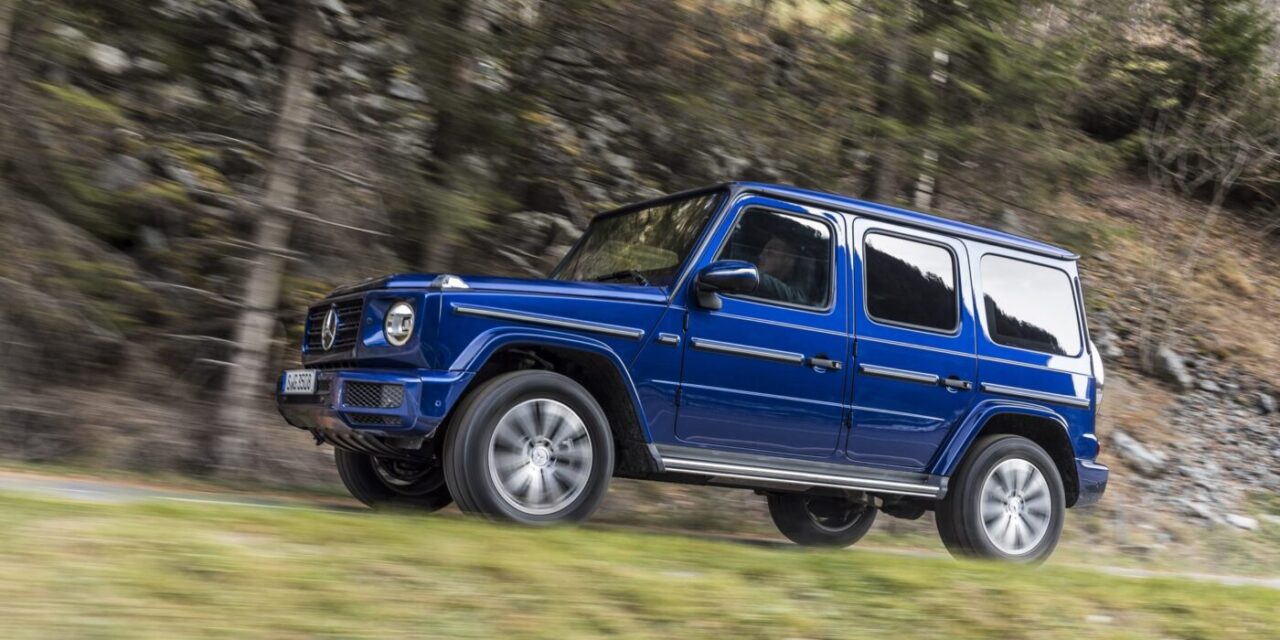 Mercedes Classe G recebe novos equipamentos e cores para linha 2024