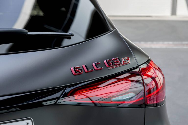 Mercedes-AMG GLC SE Performance já pode ser encomendado na Alemanha ao preço de 121 mil euros