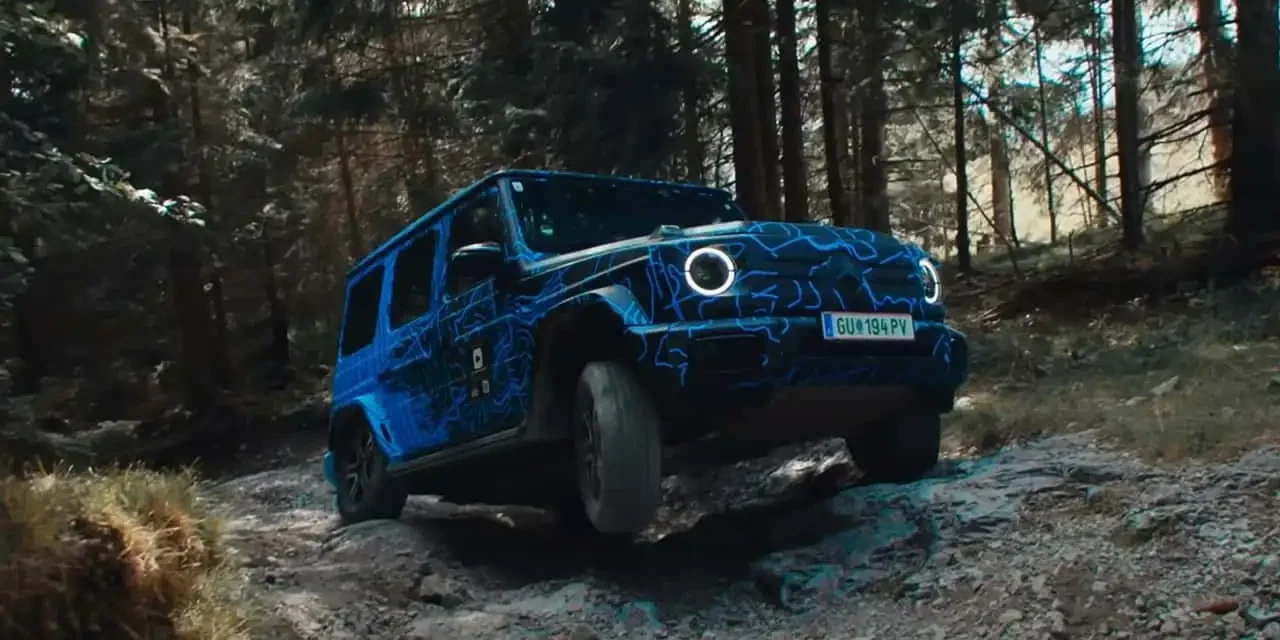Veja como o Mercedes Classe G elétrico se sai fora de estrada