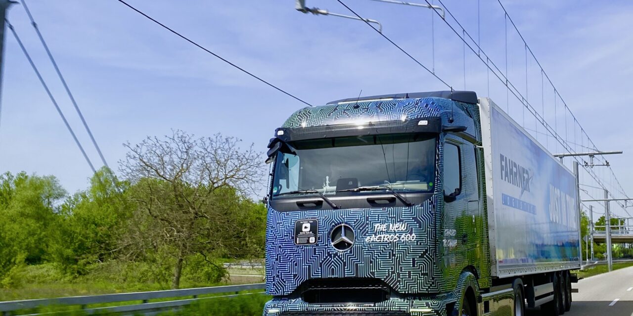 Comparação de tecnologia, eActros 600 elétrico compete com caminhão catenária